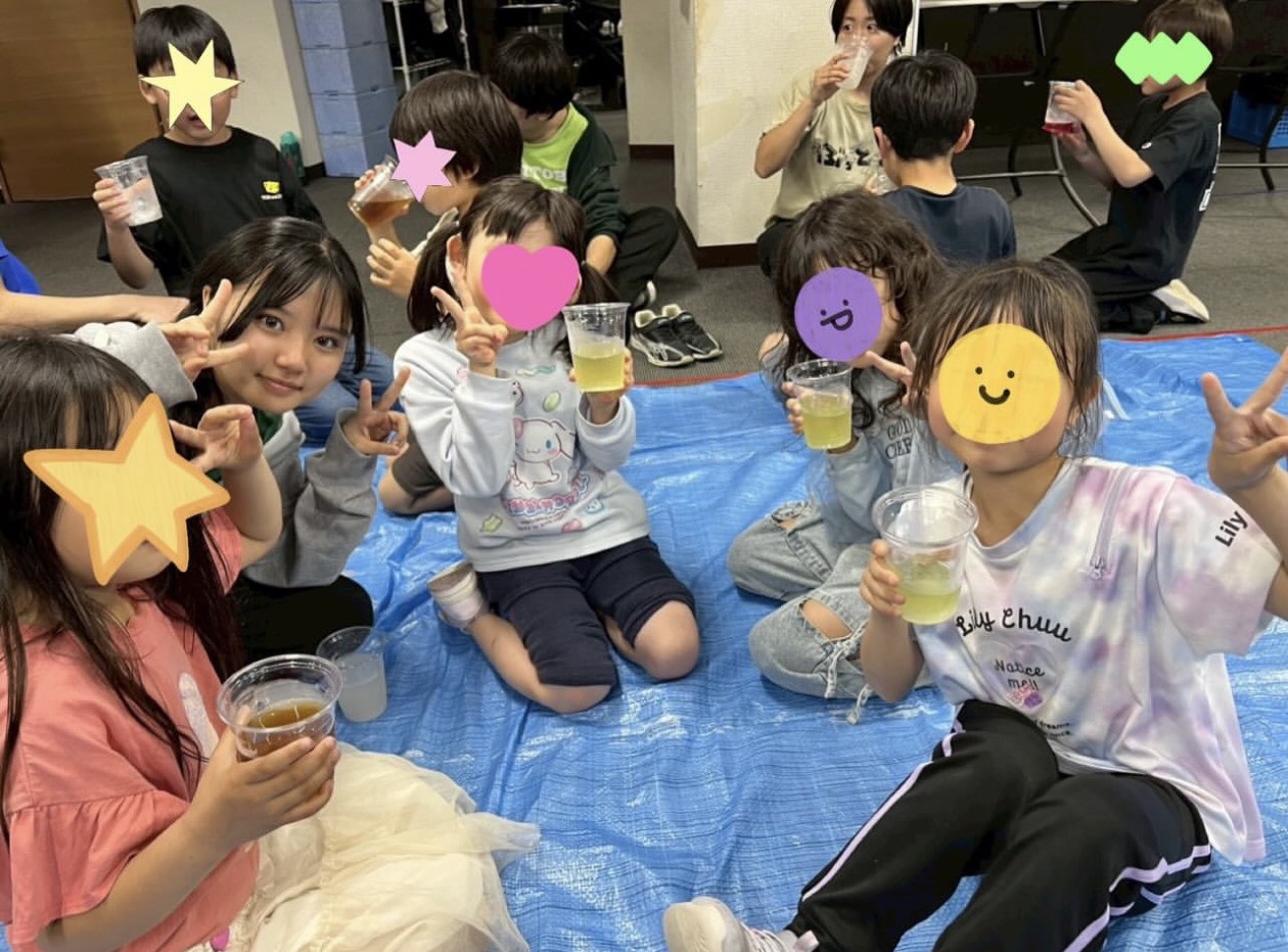 LIA放課後キッズクラブのスタッフと子どもたちの様子